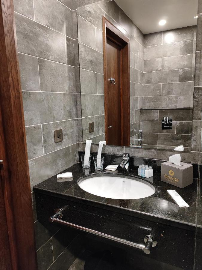 Orienta Hotel Gyumri Esterno foto