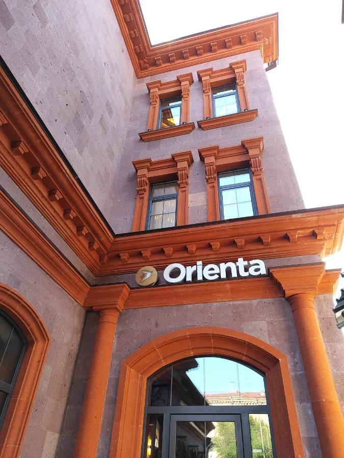 Orienta Hotel Gyumri Esterno foto