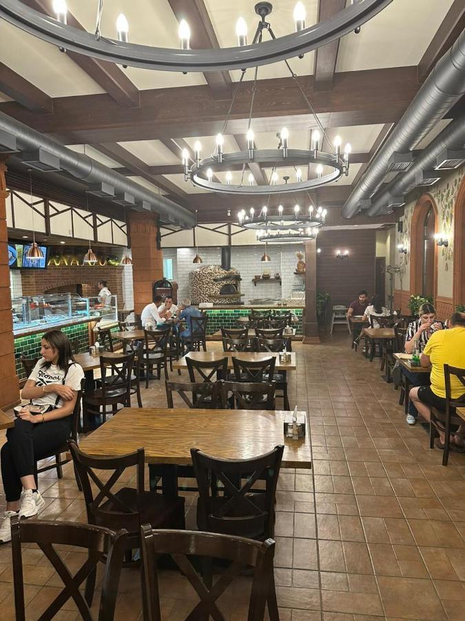 Orienta Hotel Gyumri Esterno foto