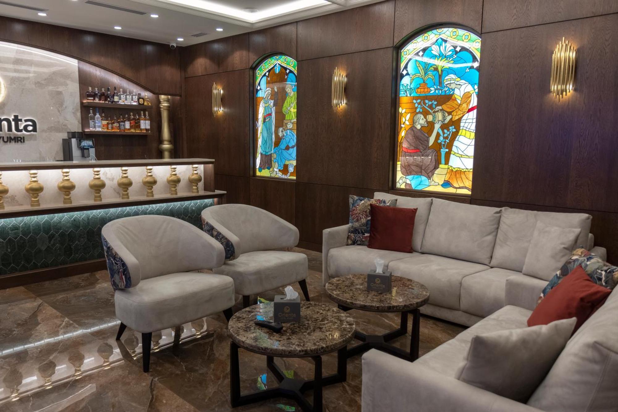Orienta Hotel Gyumri Esterno foto